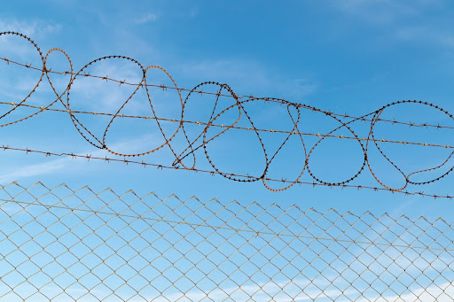 razor wire installation