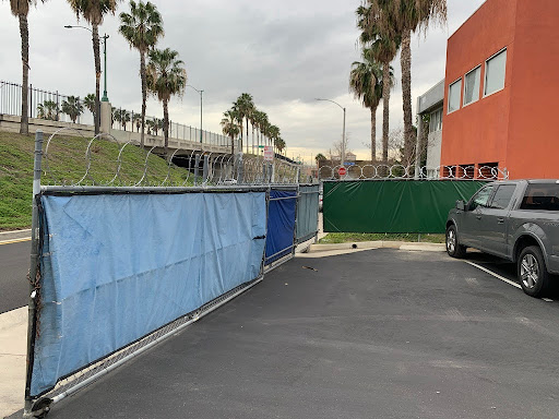 razor wire fencing in van nuys, ca